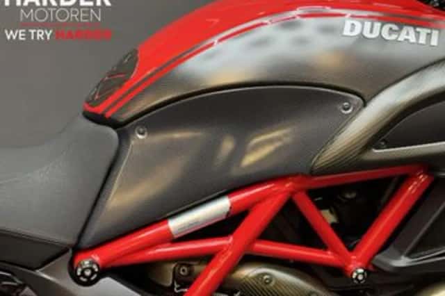 DUCATI DIAVEL (2012) thumbnail 6