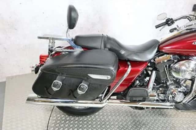 HARLEY-DAVIDSON ROAD (2005) thumbnail 5
