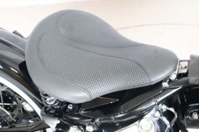 HARLEY-DAVIDSON FAT (2001) thumbnail 5