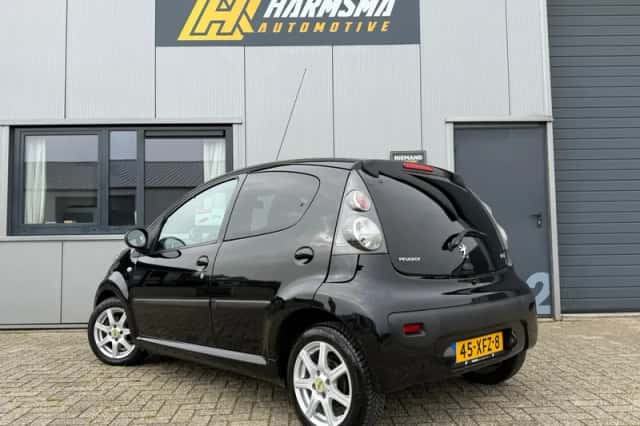Peugeot 107 (2012) thumbnail 5