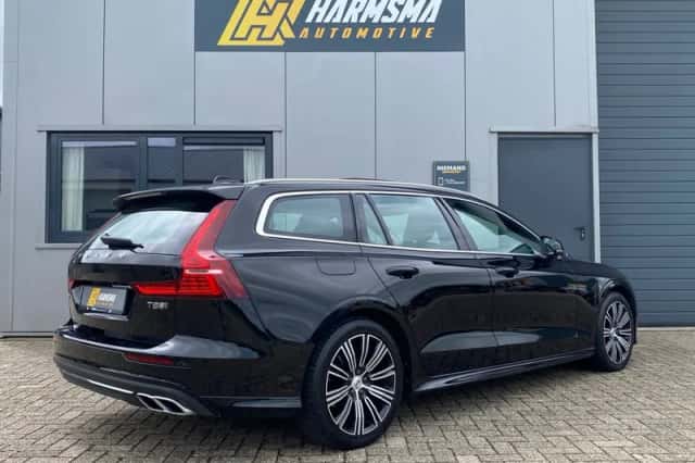 Volvo V60 (2019) thumbnail 4