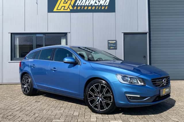 Volvo V60 (2016) thumbnail 6