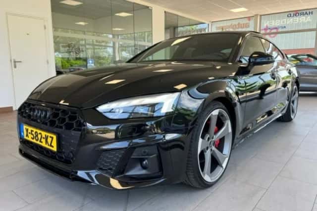 Audi A5 (2022) thumbnail 2