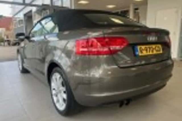 Audi Cabriolet (2011) thumbnail 30