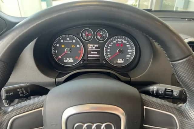 Audi Cabriolet (2011) thumbnail 75