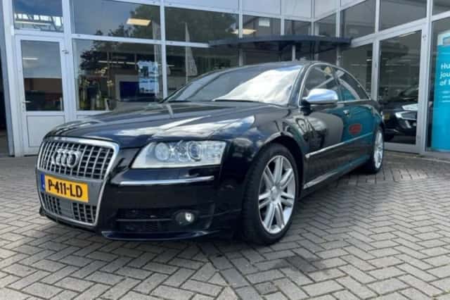 Audi S8 (2006) thumbnail 2