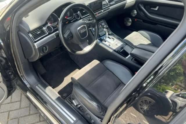 Audi S8 (2006) thumbnail 21