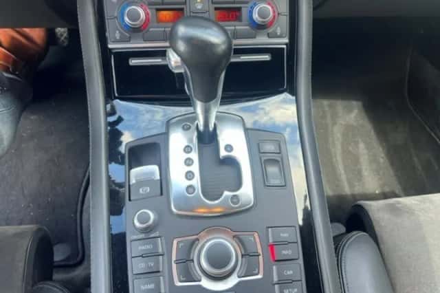 Audi S8 (2006) thumbnail 31