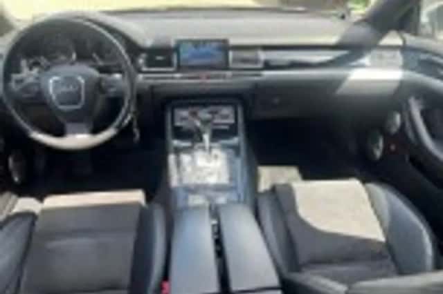 Audi S8 (2006) thumbnail 54