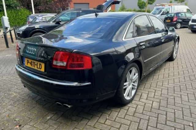 Audi S8 (2006) thumbnail 7