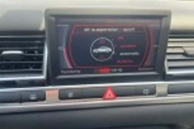 Audi S8 (2006) thumbnail 63