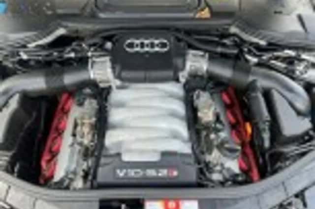 Audi S8 (2006) thumbnail 69