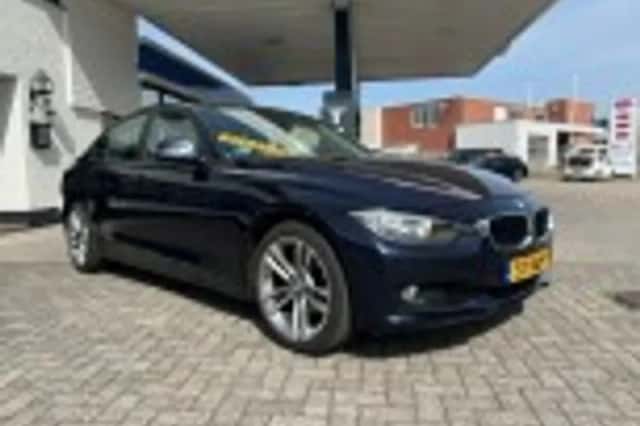 BMW 3-Serie (2012) thumbnail 28