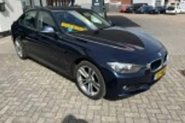 BMW 3-Serie (2012) thumbnail 33