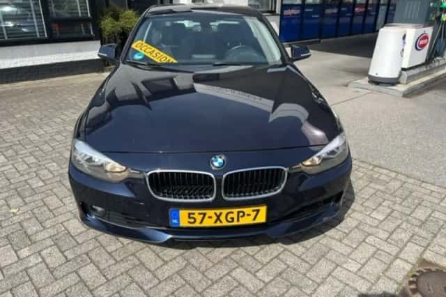 BMW 3-Serie (2012) thumbnail 8