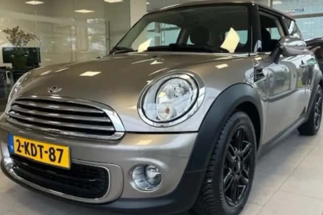 MINI One (2013) thumbnail 1