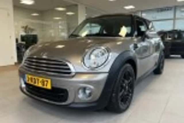 MINI One (2013) thumbnail 24