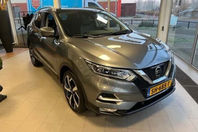 Nissan Qashqai (2018) thumbnail 2