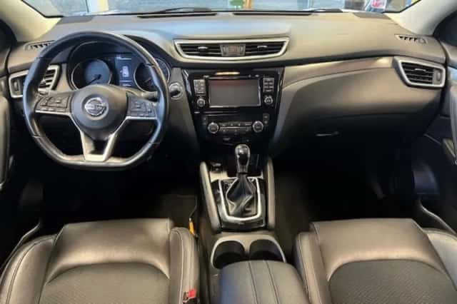 Nissan Qashqai (2018) thumbnail 16