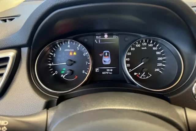 Nissan Qashqai (2018) thumbnail 21