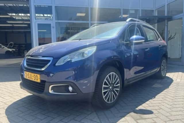 Peugeot 2008 (2008) thumbnail 2