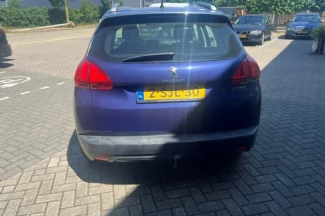 Peugeot 2008 (2008) thumbnail 4