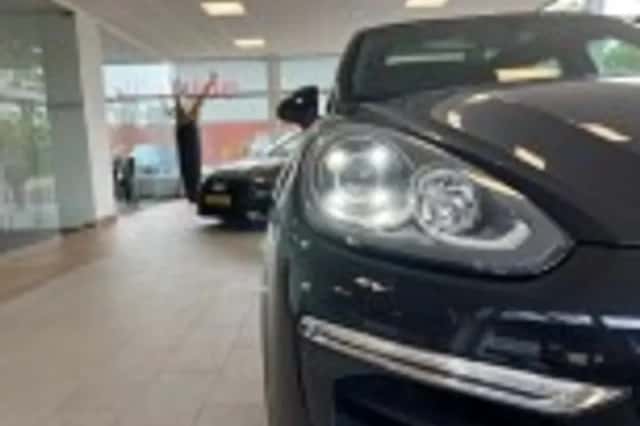 Porsche Cayenne (2015) thumbnail 46