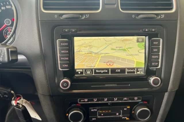 Volkswagen Golf (2011) thumbnail 20