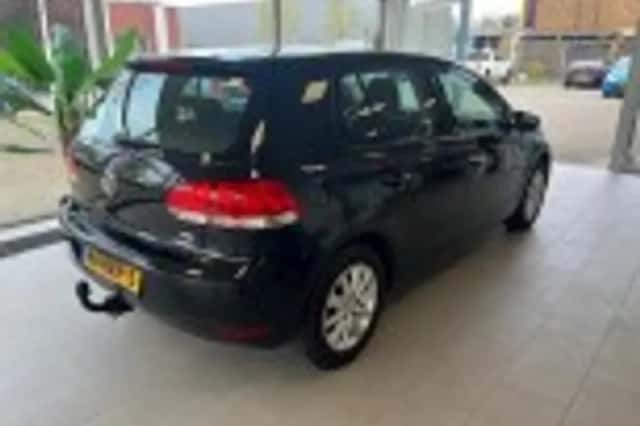 Volkswagen Golf (2011) thumbnail 29