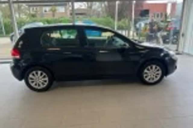 Volkswagen Golf (2011) thumbnail 30