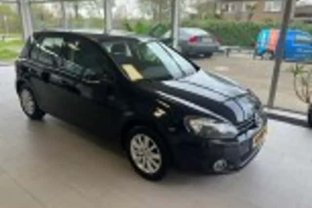 Volkswagen Golf (2011) thumbnail 31