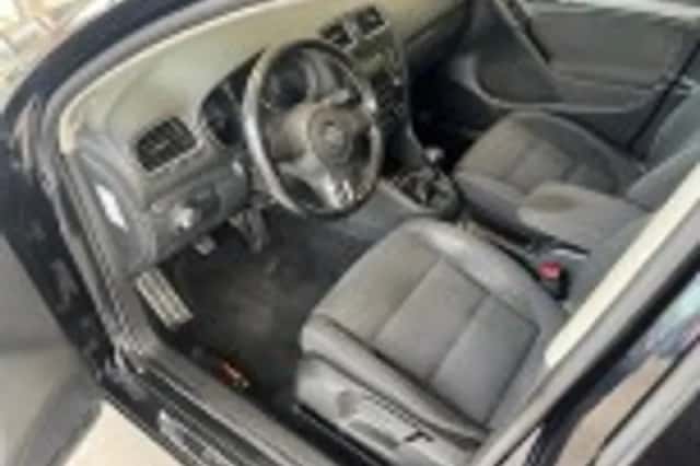 Volkswagen Golf (2011) thumbnail 38