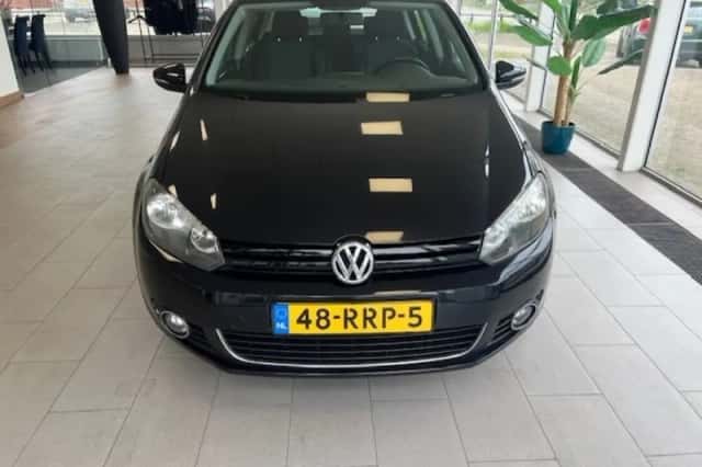 Volkswagen Golf (2011) thumbnail 8