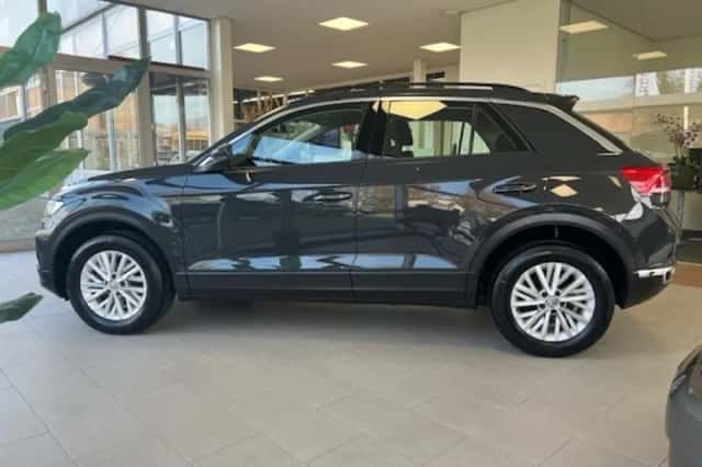 Volkswagen T Roc (2019) thumbnail 4