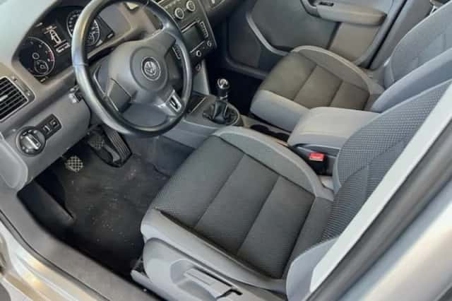 Volkswagen Touran (2013) thumbnail 19
