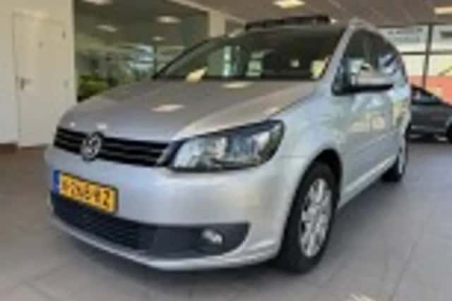 Volkswagen Touran (2013) thumbnail 33