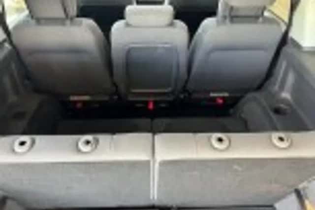 Volkswagen Touran (2013) thumbnail 46
