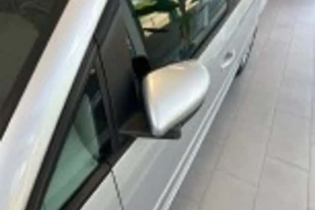 Volkswagen Touran (2013) thumbnail 52