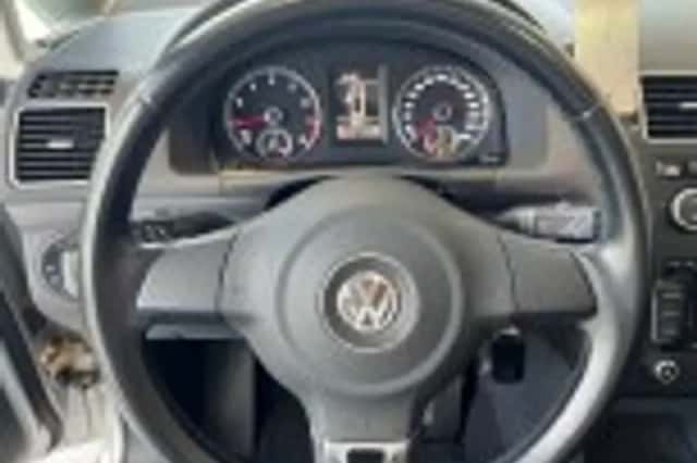 Volkswagen Touran (2013) thumbnail 54