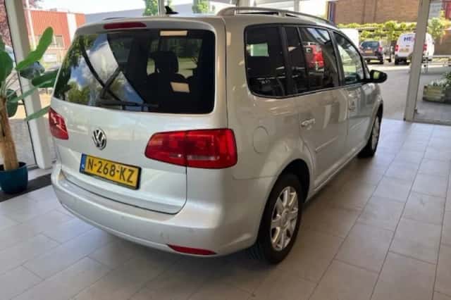 Volkswagen Touran (2013) thumbnail 67