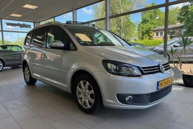 Volkswagen Touran (2013) thumbnail 70