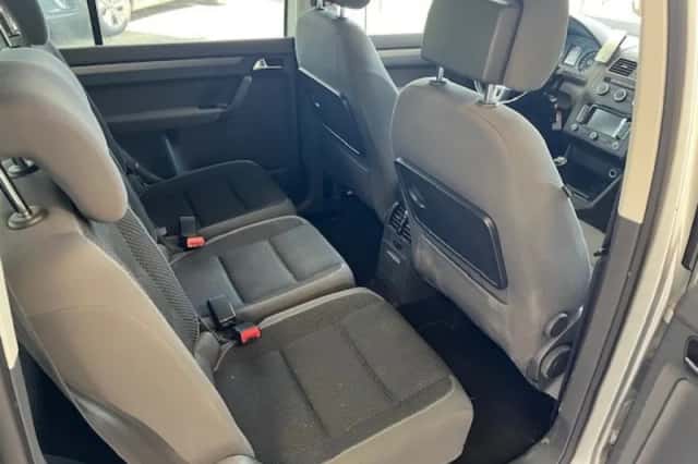 Volkswagen Touran (2013) thumbnail 74