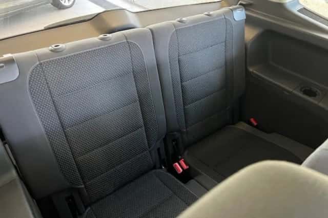 Volkswagen Touran (2013) thumbnail 75
