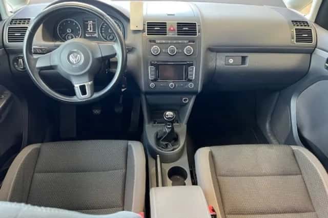 Volkswagen Touran (2013) thumbnail 79