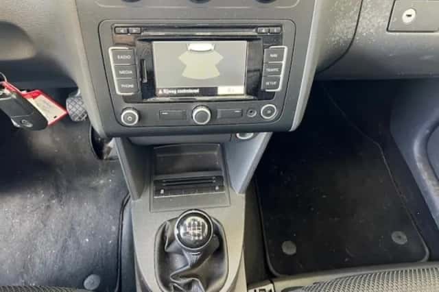 Volkswagen Touran (2013) thumbnail 92