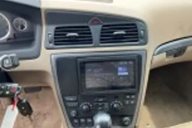 Volvo S60 (2008) thumbnail 39