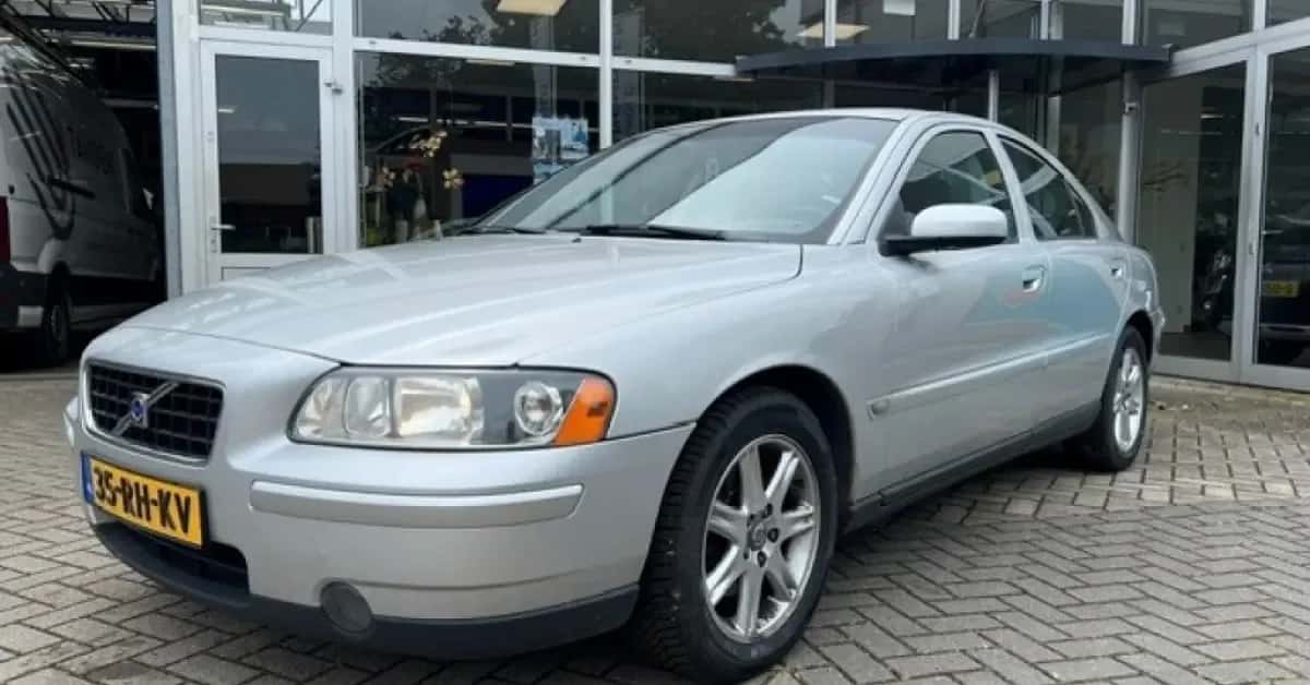Volvo S60 (2005) — foto 1