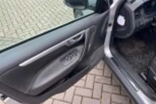 Volvo S60 (2005) thumbnail 31