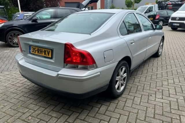Volvo S60 (2005) thumbnail 43