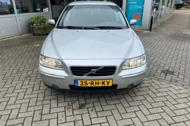 Volvo S60 (2005) thumbnail 8